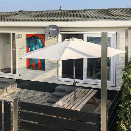 Vila De Flierefluiter Sint Annaland Exteriér fotografie