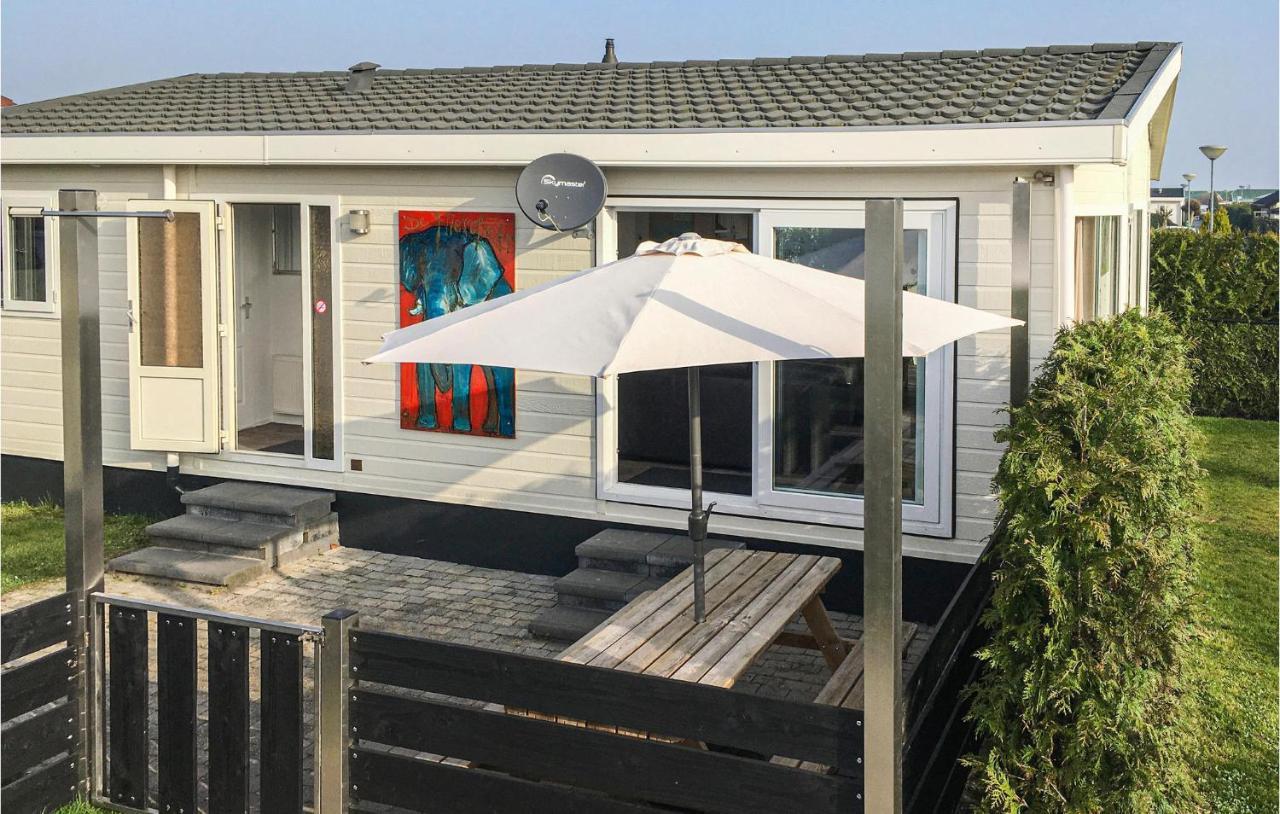 Vila De Flierefluiter Sint Annaland Exteriér fotografie